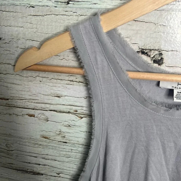 Halston gray tank top blouse size small - Picture 4 of 10